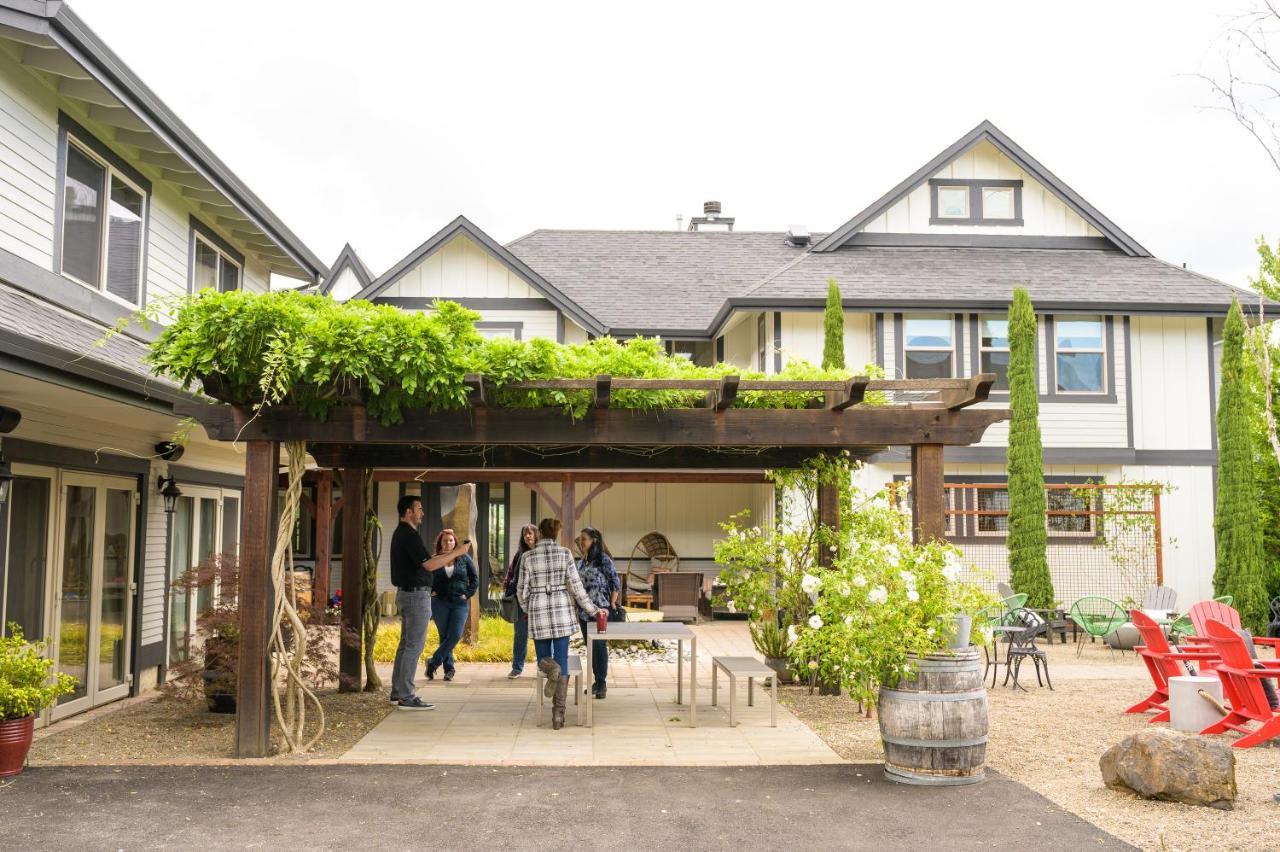 Bed & Breakfast The Setting Willamette Valley *